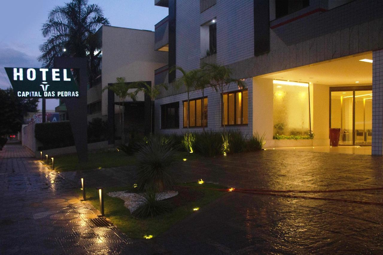 Hotel Capital Das Pedras Teófilo Otoni Exterior foto