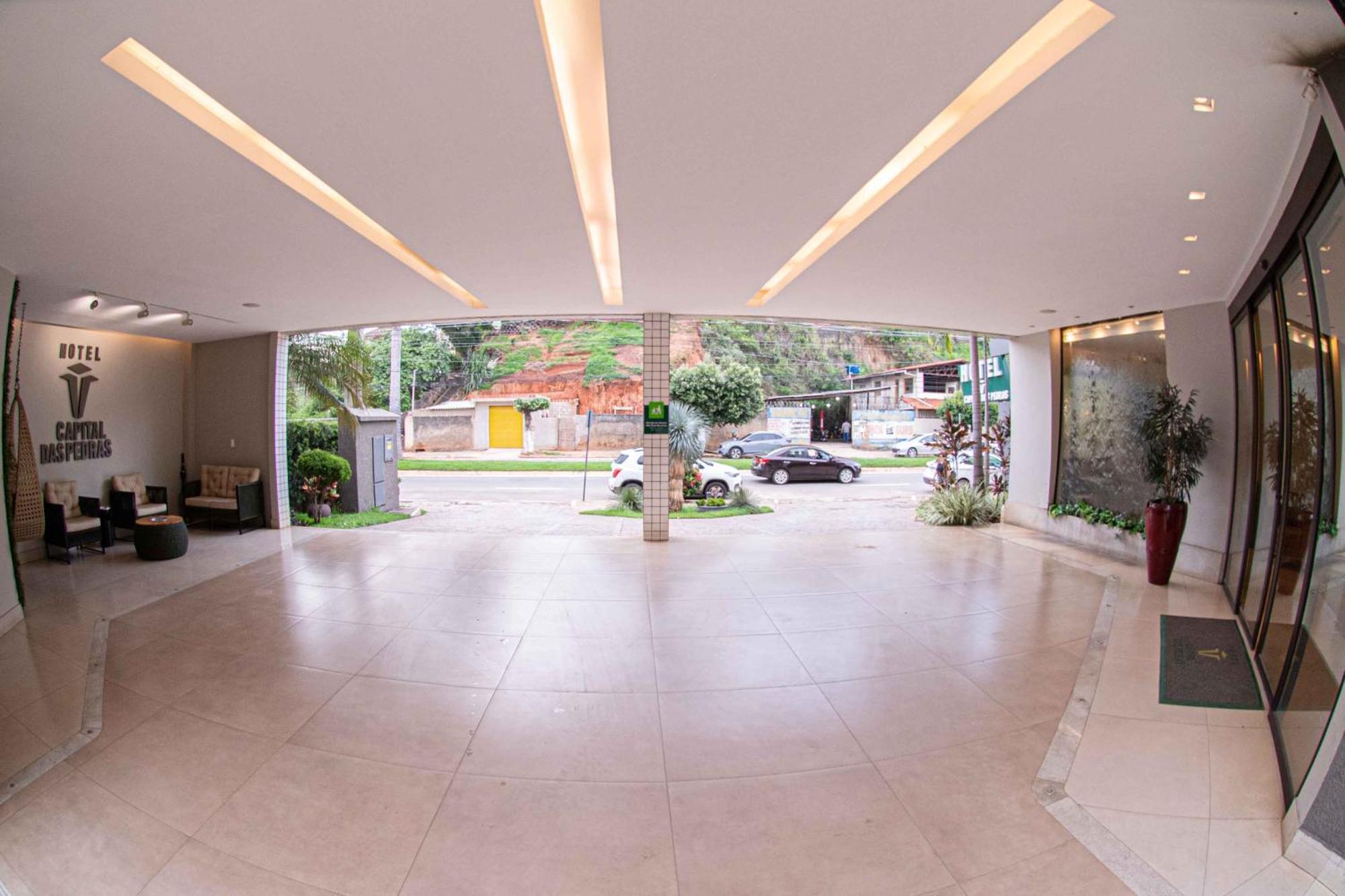 Hotel Capital Das Pedras Teófilo Otoni Exterior foto