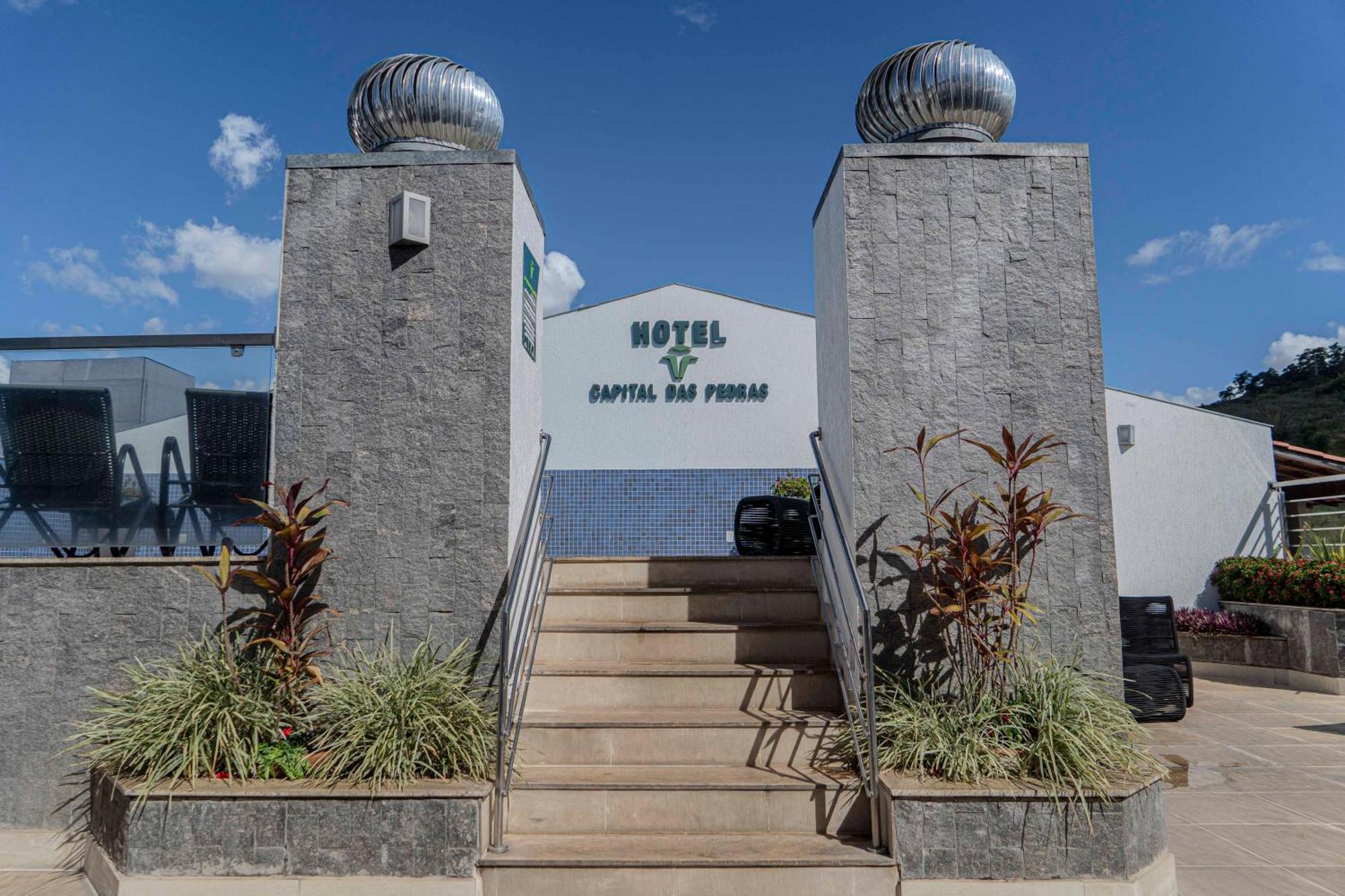 Hotel Capital Das Pedras Teófilo Otoni Exterior foto
